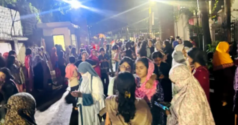 পানিবাহিত রোগে অসুস্থ শিক্ষার্থীদের বিক্ষোভ, বাজেট বরাদ্দের দাবি