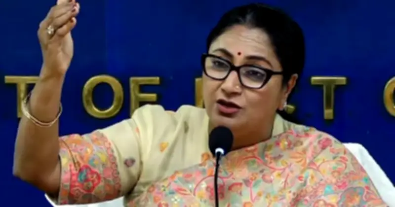 জ্বালানি সাশ্রয়ে দিল্লিতে নতুন নির্দেশনা, সপ্তাহে দুই দিন বাসা থেকে কাজ