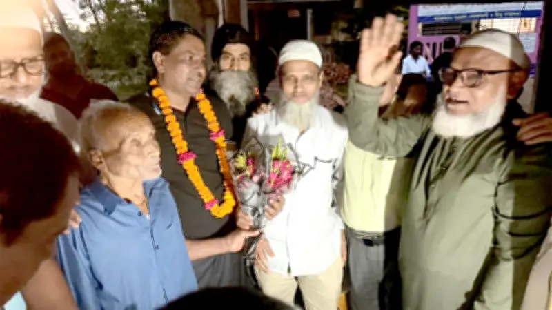 সম্প্রীতির অনন্য দৃষ্টান্ত: পাশাপাশি মন্দির-মাদরাসা ও শ্মশাণ-কবরস্থান