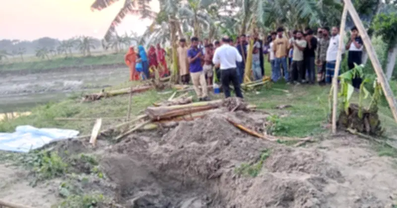 ফরিদপুরে পুকুরপাড় থেকে মা-মেয়ের অর্ধগলিত মরদেহ উদ্ধার