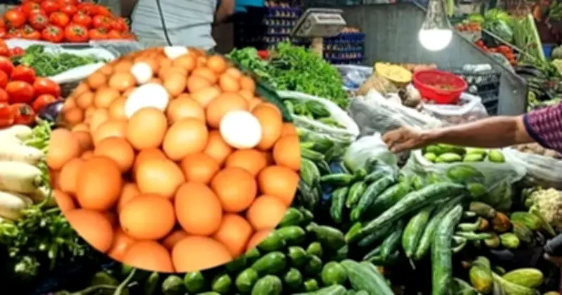 বাজারে সবজির দাম চড়া, পেঁপেও ৮০-৯০ টাকা কেজি