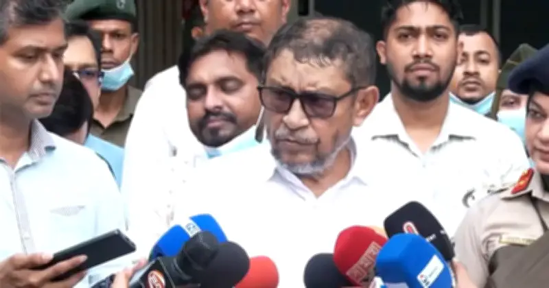 স্বাস্থ্যমন্ত্রী: ইতিহাসে এত তড়িৎ ভ্যাকসিন জোগাড় আর কোনো দেশ পারেনি