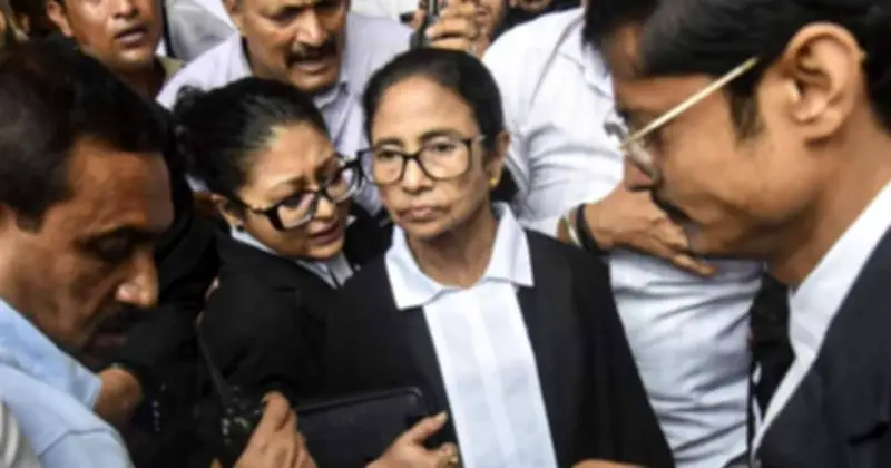 বার কাউন্সিলের চিঠি: মমতার আইনজীবী তালিকাভুক্তি নিয়ে প্রশ্ন
