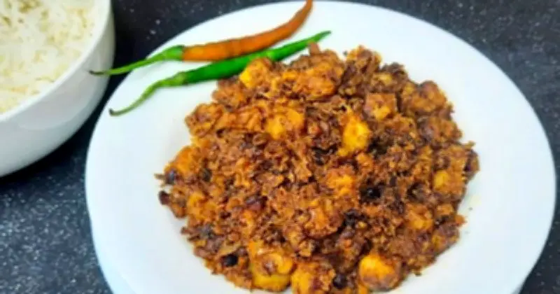 মাছের ঝুরা ভাজা: একঘেয়েমি কাটিয়ে নতুন স্বাদে ভরপুর রেসিপি