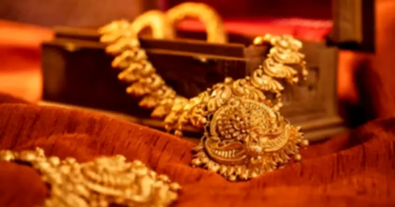 বাজুসের নতুন সিদ্ধান্তে স্বর্ণের দাম আরও কমল