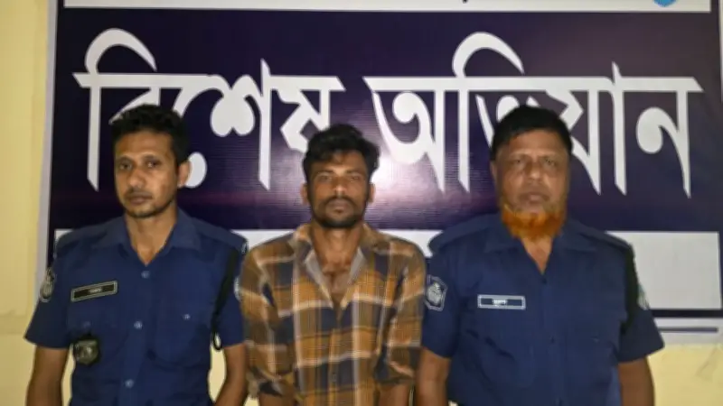 পিতাকে পিটিয়ে হত্যা করলো মাদকাসক্ত ছেলে, উদ্ধার ২৬ বস্তা সরকারি চাল