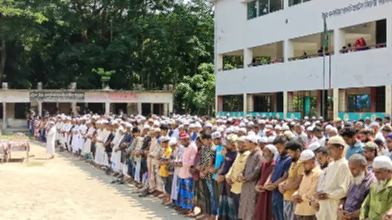 গ্যাস বিস্ফোরণে নিহত কালামের পরিবারের চার সদস্যের দাফন সম্পন্ন