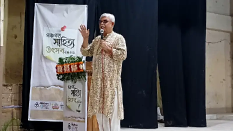 পঞ্চগড় সাহিত্য উৎসবে আনিসুল হকের পাঠক হওয়ার আহ্বান