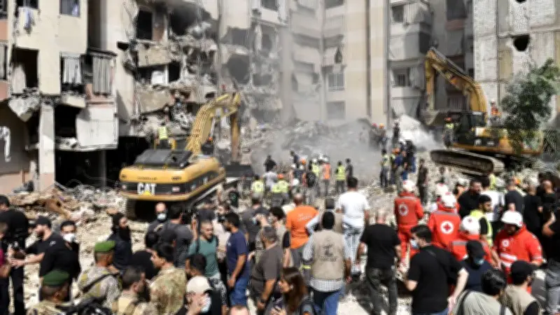 চিকিৎসকের ওপর হামলা ঠেকাতে গিয়ে আহত ৪ আনসার সদস্য