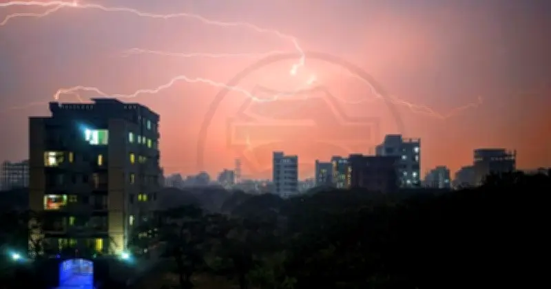 ঢাকায় রাতে বৃষ্টি ও বজ্রপাতের সম্ভাবনা