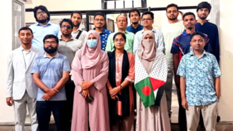 সাদিক কায়েমের নেতৃত্বে চীন গেলেন ডাকসু নেতারা