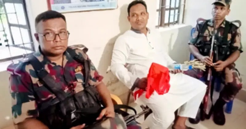 বিয়ের দাওয়াত দিতে গিয়ে আটক বাংলাদেশি নাগরিক বিজিবির কাছে ফেরত