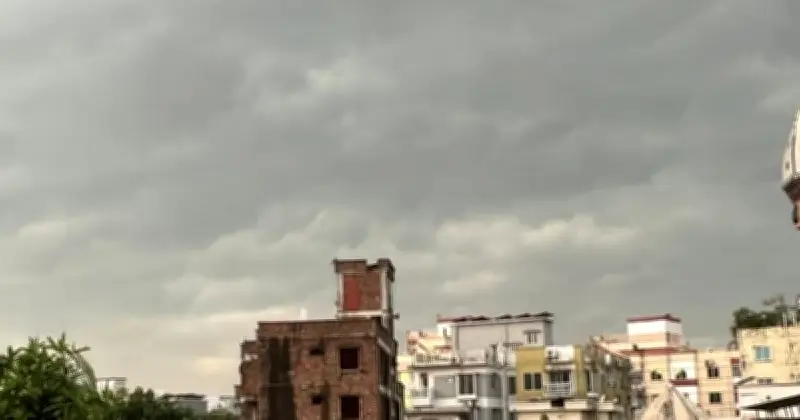 ঢাকায় আজ বৃষ্টির সম্ভাবনা, তাপমাত্রা অপরিবর্তিত