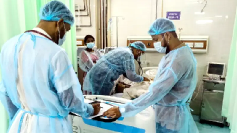 চবি ও জাবিতে ছাত্রলীগের পোস্টার ও তালাবদ্ধ অভিযোগ
