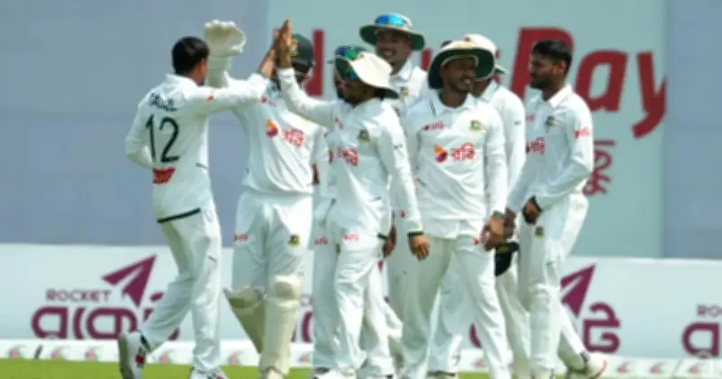 সিলেট টেস্টে পাকিস্তানের ৮ উইকেট নিয়ে বাংলাদেশের লিড