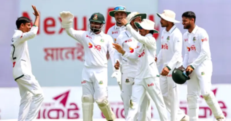পাকিস্তানকে ২৩২ রানে গুঁড়িয়ে দিয়ে বাংলাদেশের ৪৬ রানের লিড