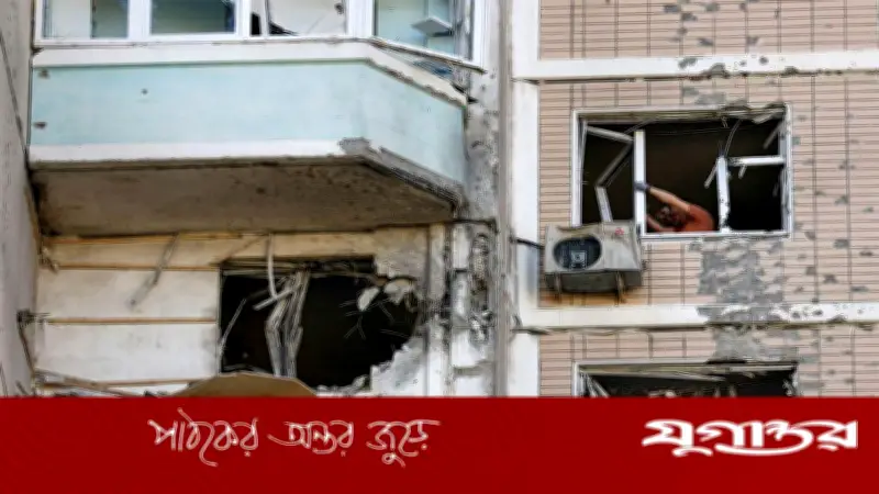 রাশিয়ায় ইউক্রেনের ড্রোন হামলায় নিহত ৪, মস্কোয় ক্ষয়ক্ষতি