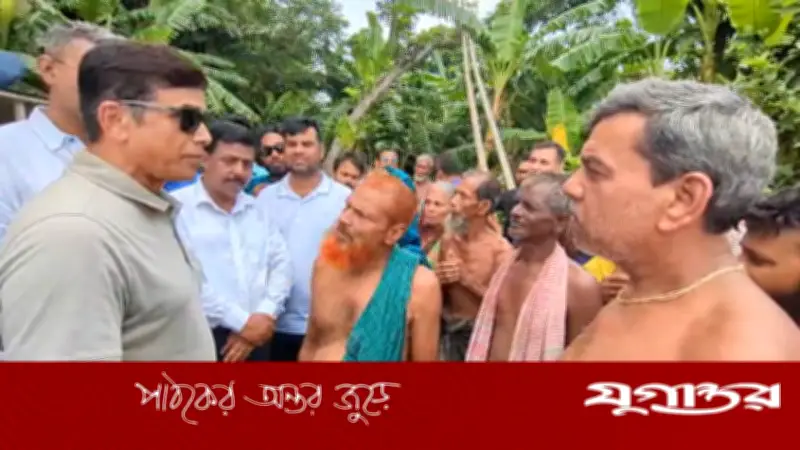 মানিকগঞ্জে বন্যাকবলিত এলাকা পরিদর্শন পানিসম্পদ প্রতিমন্ত্রীর