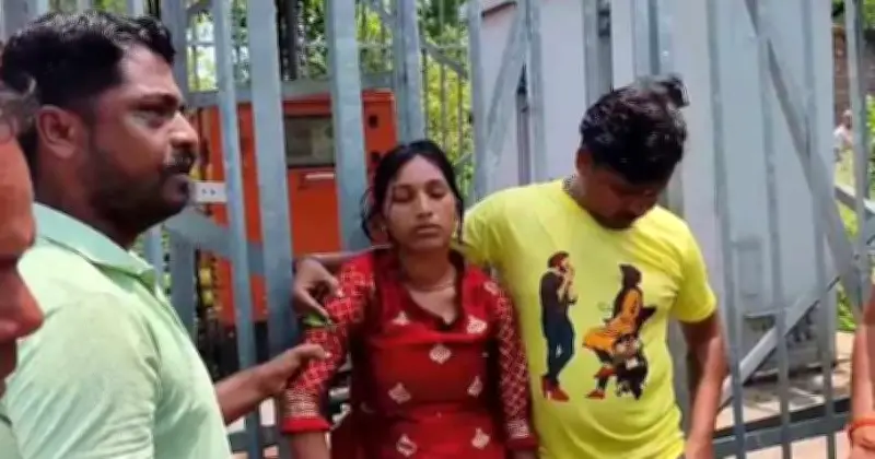 প্রেমিকের মুক্তি ও বিয়ের দাবিতে মোবাইল টাওয়ারে উঠলেন তরুণী