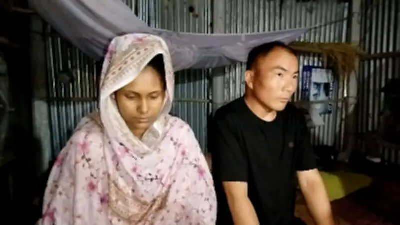 চীনা জামাইকে দেখতে কুড়িগ্রামে উৎসুক মানুষের ভিড়