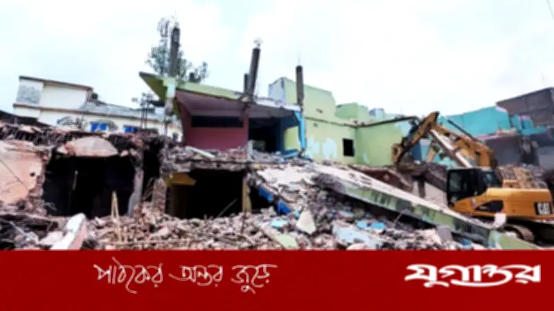 একদিনের নোটিশে আ.লীগ ও ছাত্রদল নেতার বাড়ি-মার্কেট উচ্ছেদের অভিযোগ
