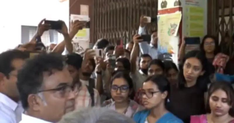 জাবিতে ধর্ষণচেষ্টা: তিন দিনের আল্টিমেটামে আন্দোলন স্থগিত