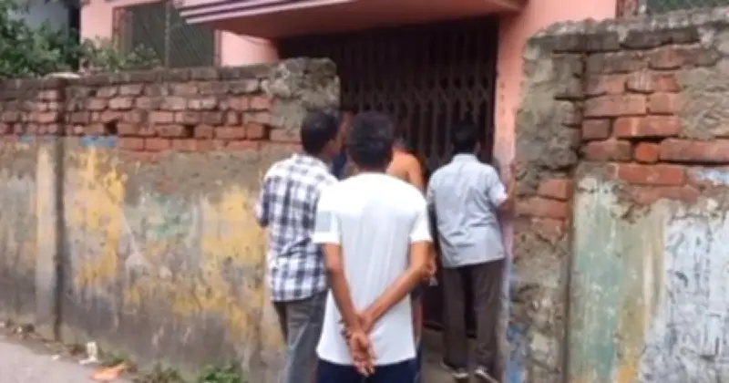 মাদারীপুরে আত্মীয়ের বাসা থেকে শিশুসহ তিনজনের লাশ উদ্ধার