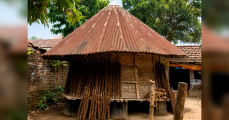গ্রামবাংলার ঐতিহ্যবাহী ধানের গোলা বিলুপ্তির পথে