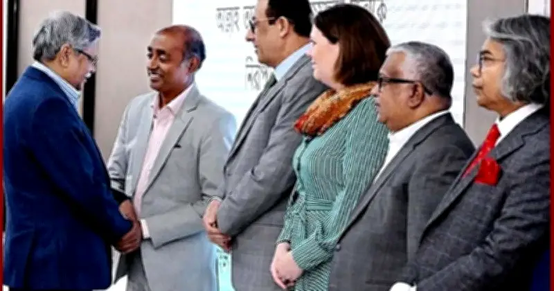 যুক্তরাজ্যে চিকিৎসা শেষে দেশে ফিরেছেন রাষ্ট্রপতি সাহাবুদ্দিন