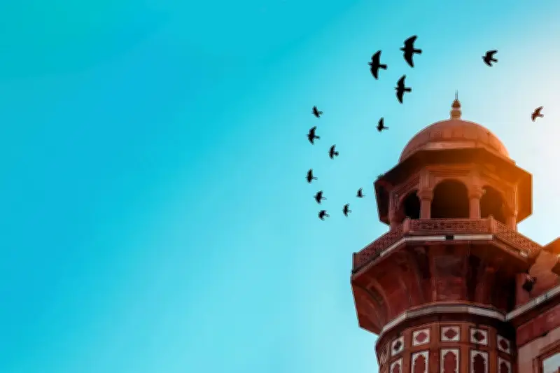 জিলহজ মাসের প্রথম দশকের ফজিলত ও আমল