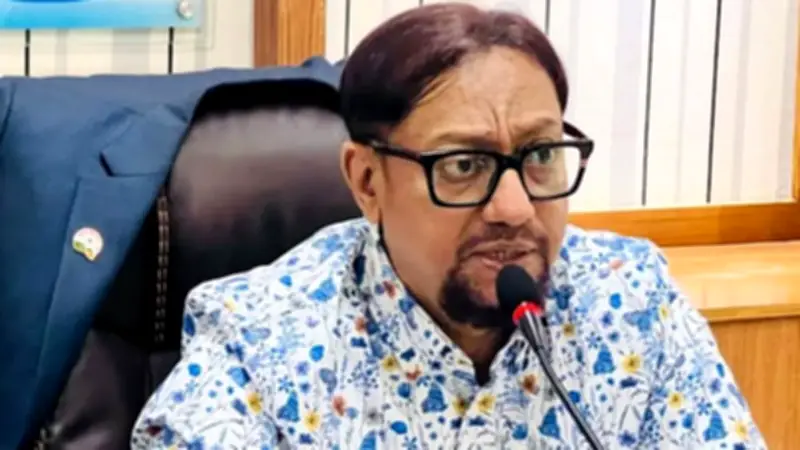 চসিক মেয়রের গ্রাফিতি অপসারণ নির্দেশ নিয়ে বিতর্ক, র্যাবের নতুন আইনসহ শীর্ষ সংবাদ