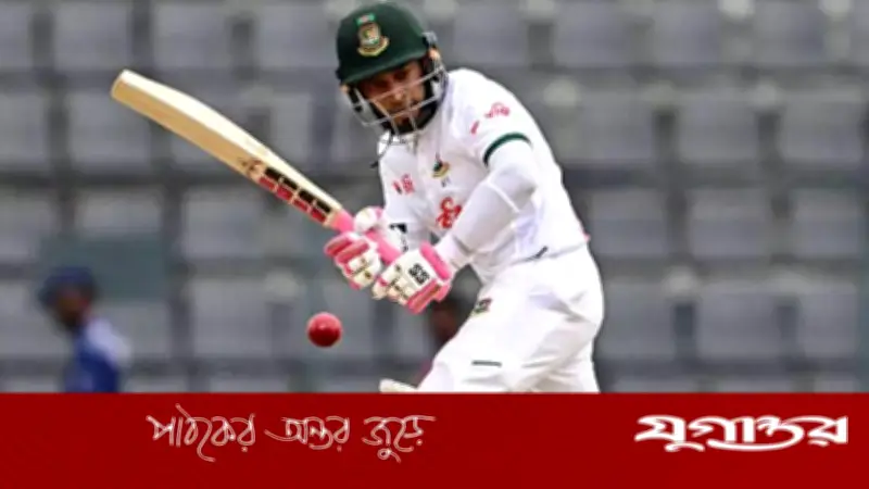 মুমিনুলের রেকর্ড ভেঙে মুশফিকের ১৪তম টেস্ট সেঞ্চুরি