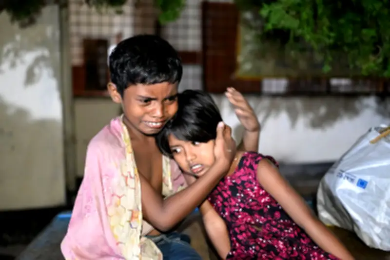 কুষ্টিয়ায় বজ্রপাতে কৃষকের মৃত্যু, বাবার লাশের পাশে কান্নায় ভেঙে পড়ল দুই শিশু