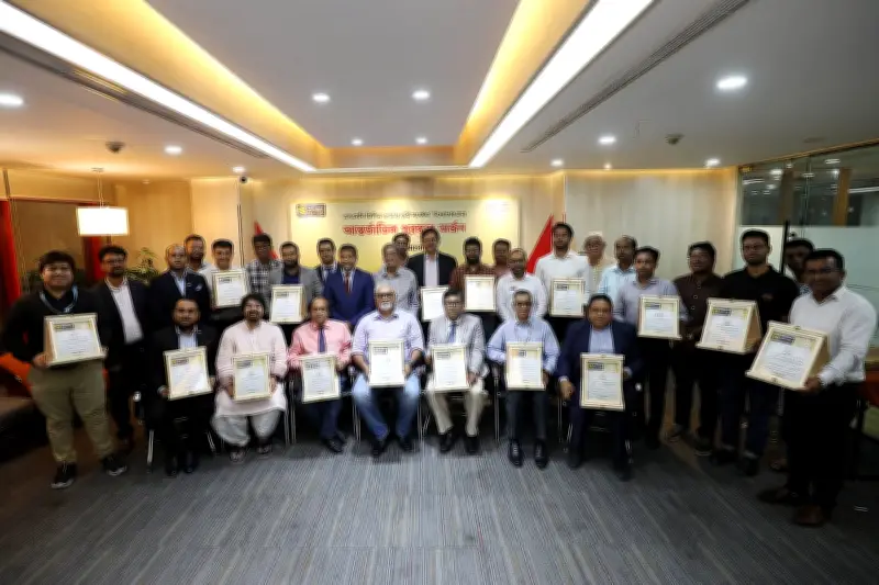 প্রথম আলোর জিপিএ-৫ সংবর্ধনা আন্তর্জাতিক পুরস্কার অর্জন