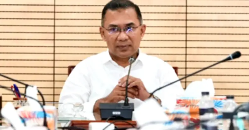 প্রধানমন্ত্রী: আনসার-ভিডিপির হাতে গ্রাম হবে উন্নয়নের কেন্দ্র