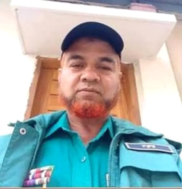চট্টগ্রামে ব্যাটারিচালিত অটোরিকশা থেকে ছিটকে পুলিশ সদস্যের মৃত্যু
