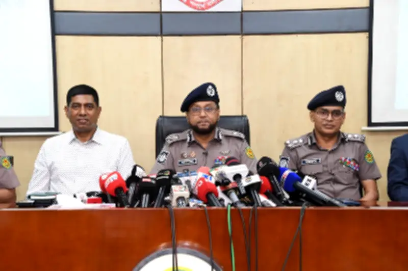 ঢাকায় ট্রাফিক ব্যবস্থাপনায় এআই প্রযুক্তি চালু করল ডিএমপি