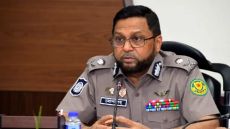রাজধানীতে অপরাধ দমনে জিরো টলারেন্স নীতি বাস্তবায়ন করছে ডিএমপি