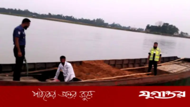 জাদুকাটার পাড় কেটে বালি চুরি, ৮ জনের নামে মামলা