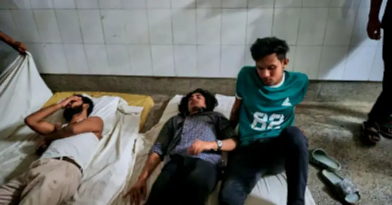 কুড়িগ্রাম কৃষি বিশ্ববিদ্যালয়ের শিক্ষক-শিক্ষার্থীদের ওপর তিস্তা সেতুর টোল প্লাজায় হামলা