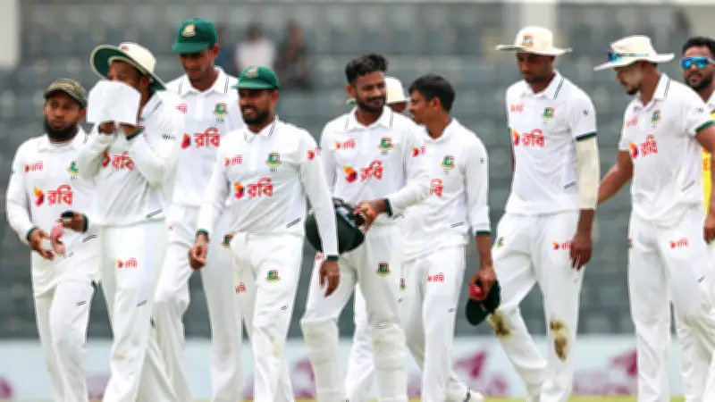 ওয়াসিম আকরামের চোখে বাংলাদেশের জয়: 'কমপ্লিট ক্রিকেট খেলেছে তারা'