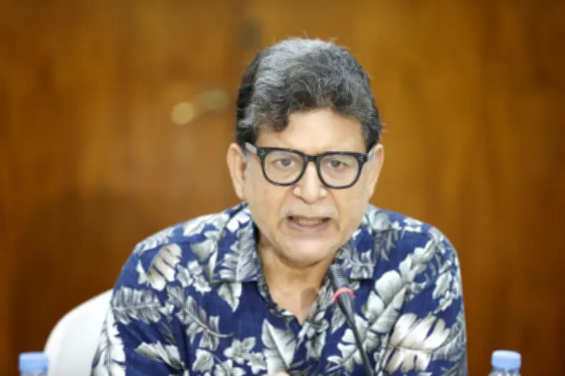 বাজেটে জনপ্রিয়তা নয়, সফলতা চাই: হোসেন জিল্লুর রহমান