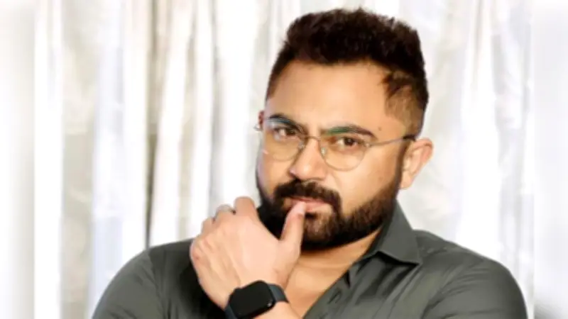 সোহমকে প্রাণনাশের হুমকি, শিক্ষাপ্রতিষ্ঠানে দীর্ঘ ছুটি