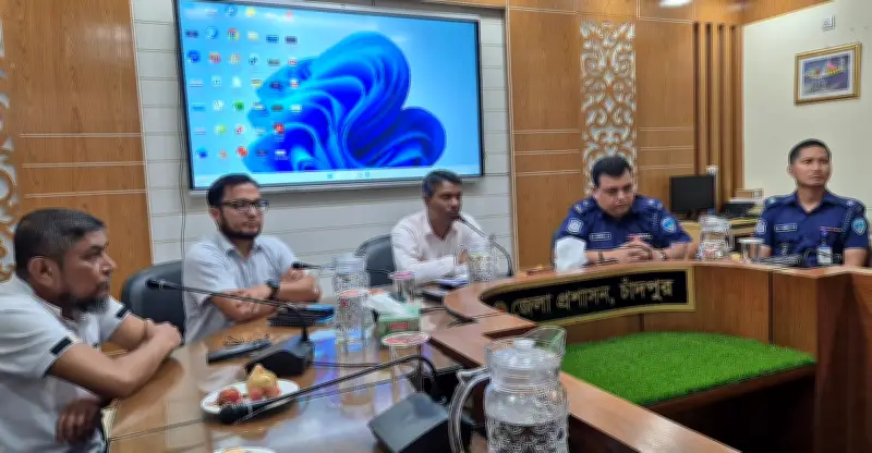 চাঁদপুরে বাস ধর্মঘট প্রত্যাহার, সড়কে চলাচল শুরু
