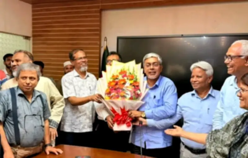 ডুয়েট ক্যাম্পাসে ফিরলেন উপাচার্য ইকবাল, পরিবেশ শান্ত