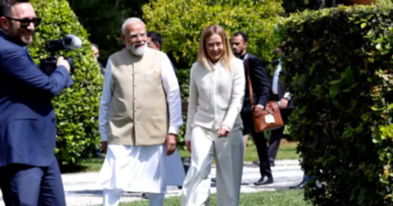 মোদি-মেলোনির কলোসিয়াম সেলফি ও টফি উপহার ভাইরাল