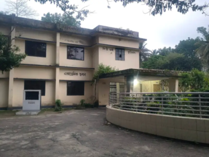 কুড়িগ্রাম পিটিআই সুপারের বিরুদ্ধে ১১ লাখ টাকার আর্থিক অনিয়মের অভিযোগ