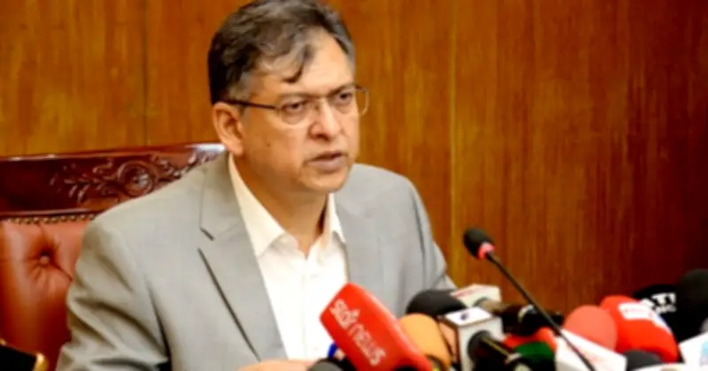 স্বরাষ্ট্রমন্ত্রী: আইনি প্রক্রিয়ায় শেখ হাসিনাকে দেশে ফিরিয়ে আনতে চায় সরকার