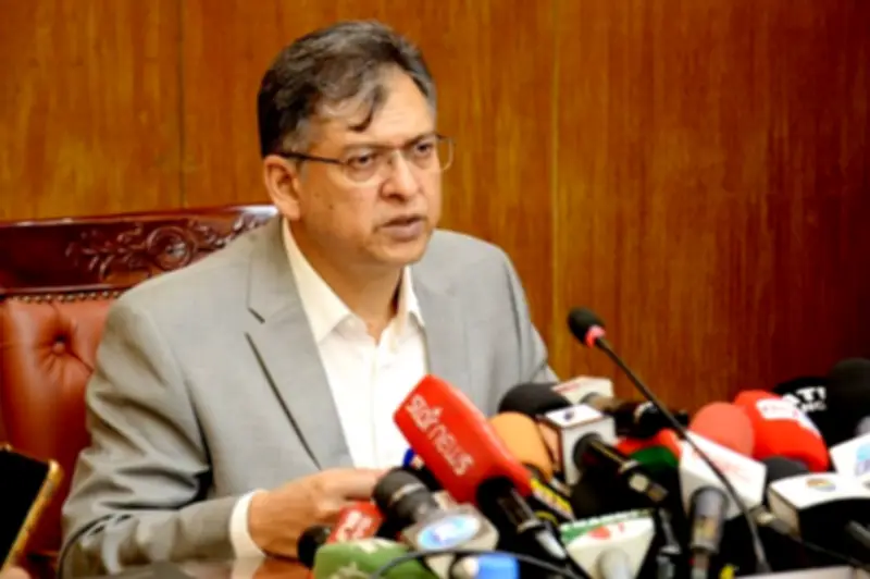 স্বরাষ্ট্রমন্ত্রী: আইনি প্রক্রিয়ায় শেখ হাসিনাকে দেশে ফেরত চায় সরকার
