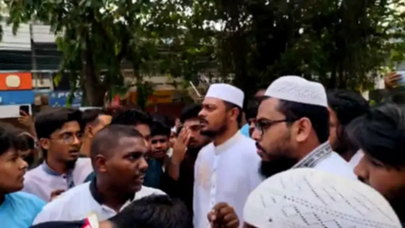 মেহেরপুরে ট্রাক-অটোরিকশা সংঘর্ষে নিহত ৪